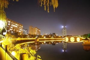 校園夜景